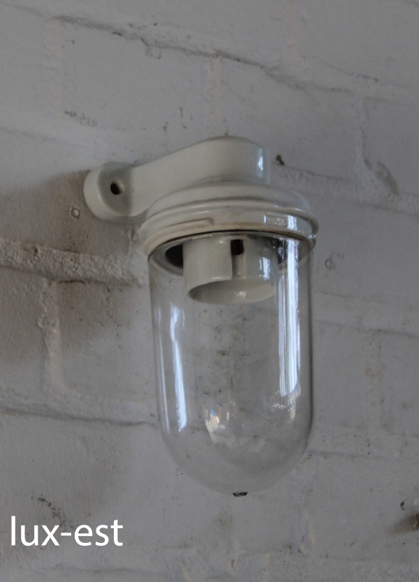 'ESSEN S 90° ' Wandlampe Bauhaus Design Lampe Porzellan Glas
